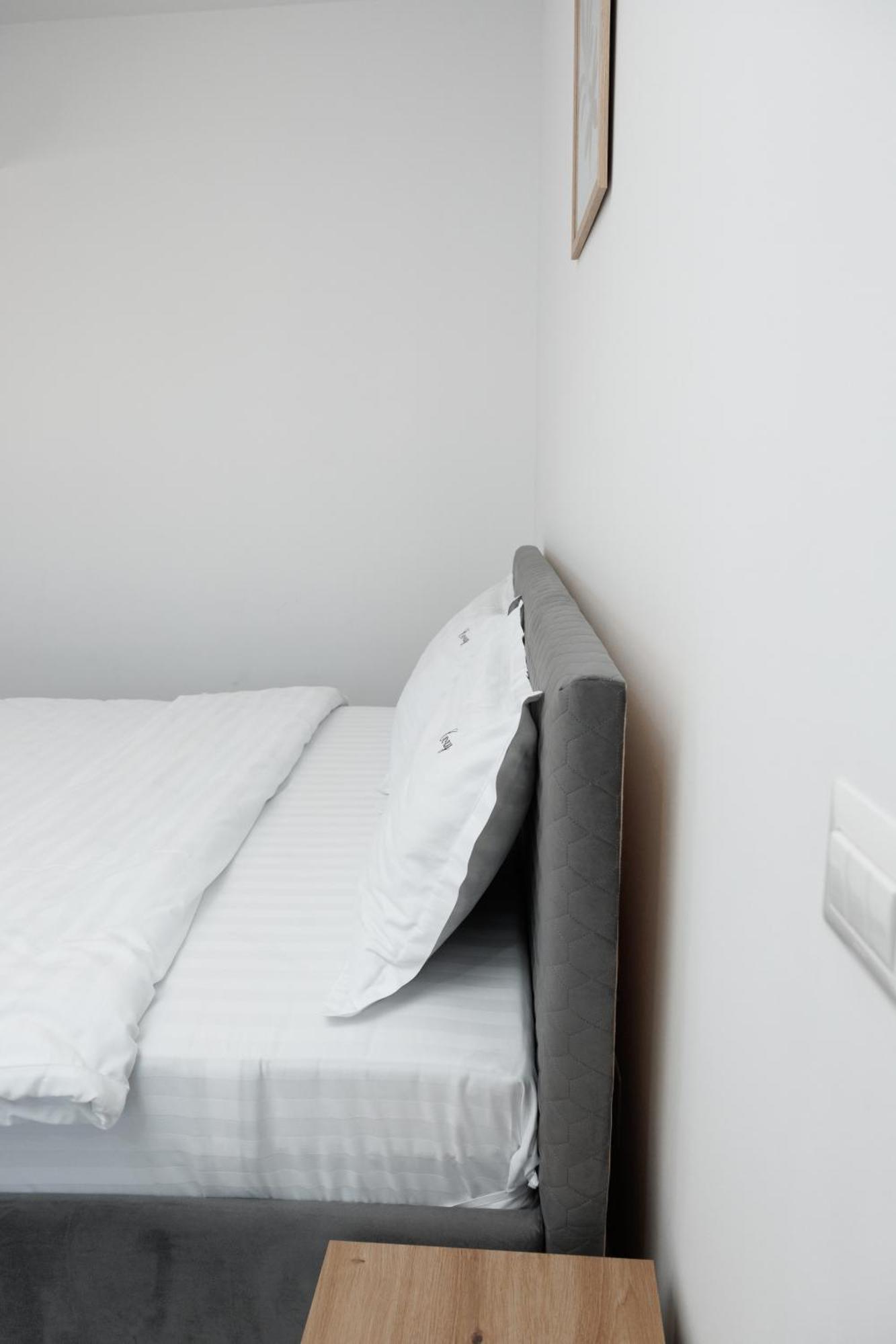 Cozy Aparthotel K Suceava Bagian luar foto