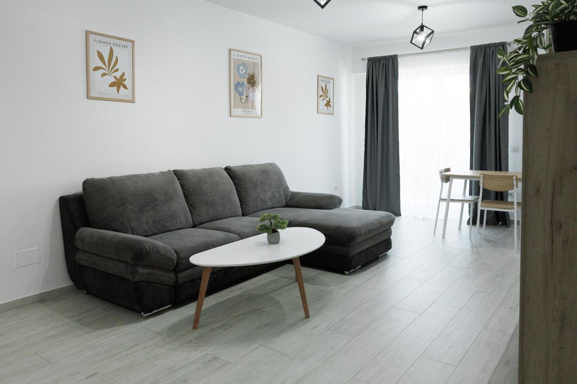 Cozy Aparthotel K Suceava Bagian luar foto